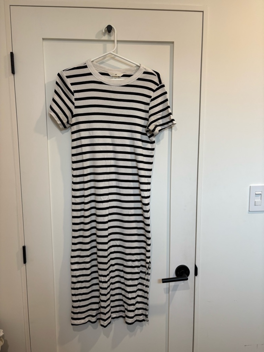 H&M White and Navy Striped Midi Tee Dress